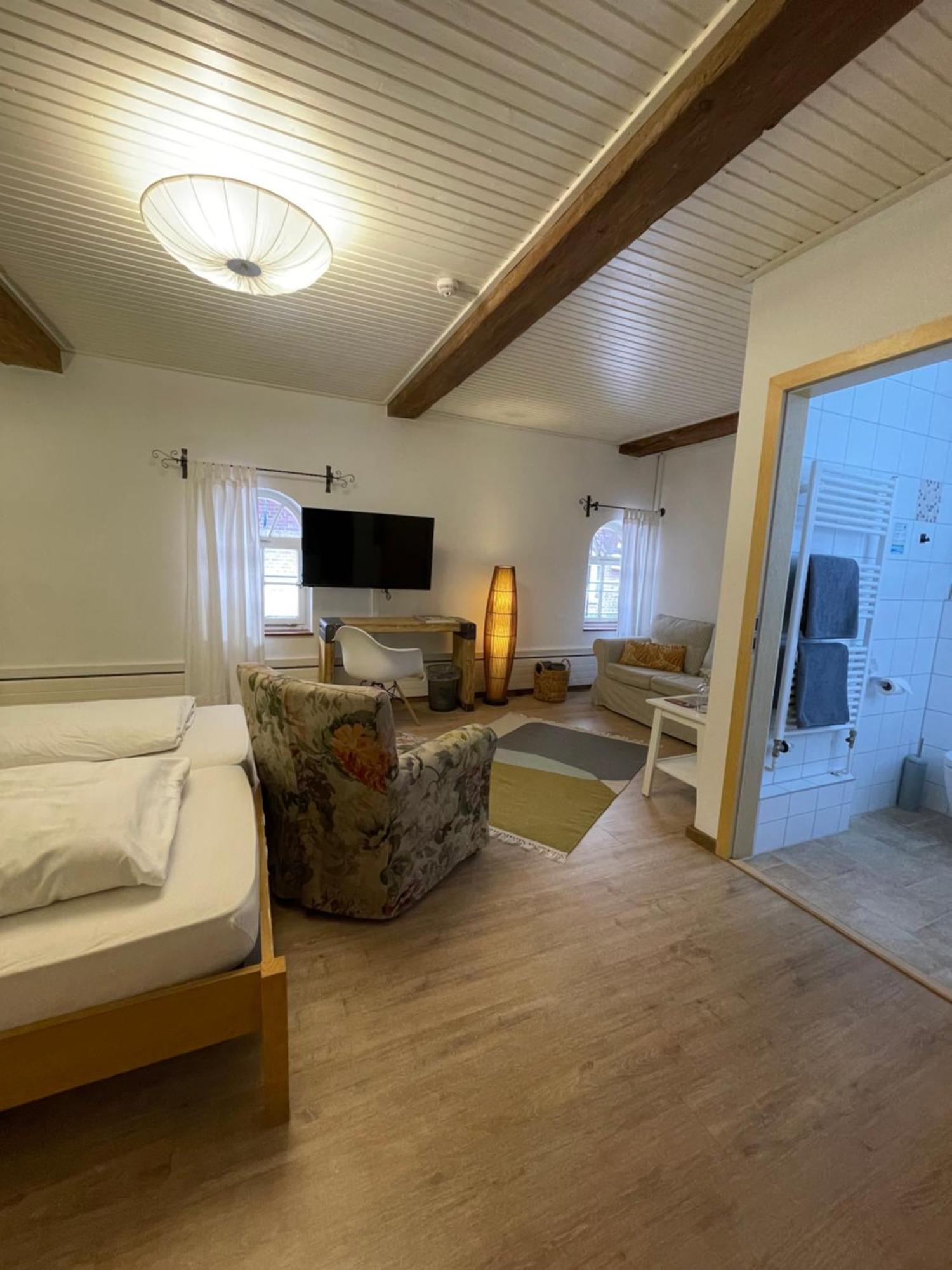 Hotel Gut Schoeneworth Freiburg  Екстериор снимка